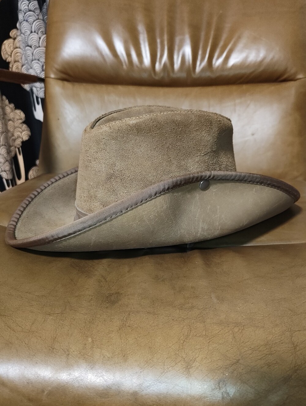 SKULLYS BY HENSCHEL ST. LEWIS Vintage Leather Hat Size S